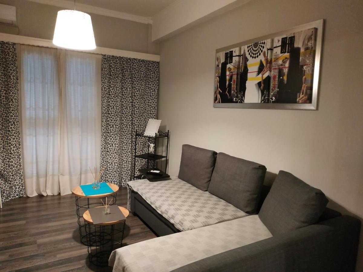 Cozy Apartment Near Metro Station Agia Marina Athens Ngoại thất bức ảnh