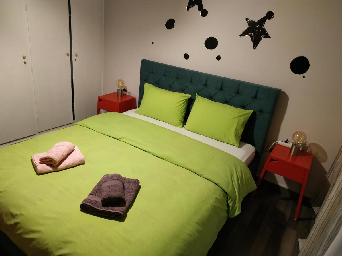 Cozy Apartment Near Metro Station Agia Marina Athens Ngoại thất bức ảnh
