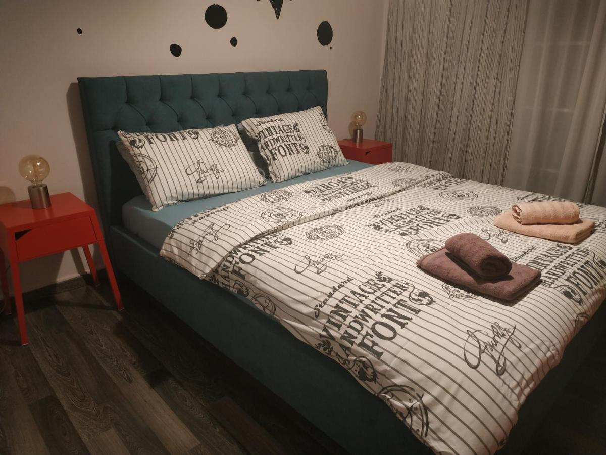 Cozy Apartment Near Metro Station Agia Marina Athens Ngoại thất bức ảnh