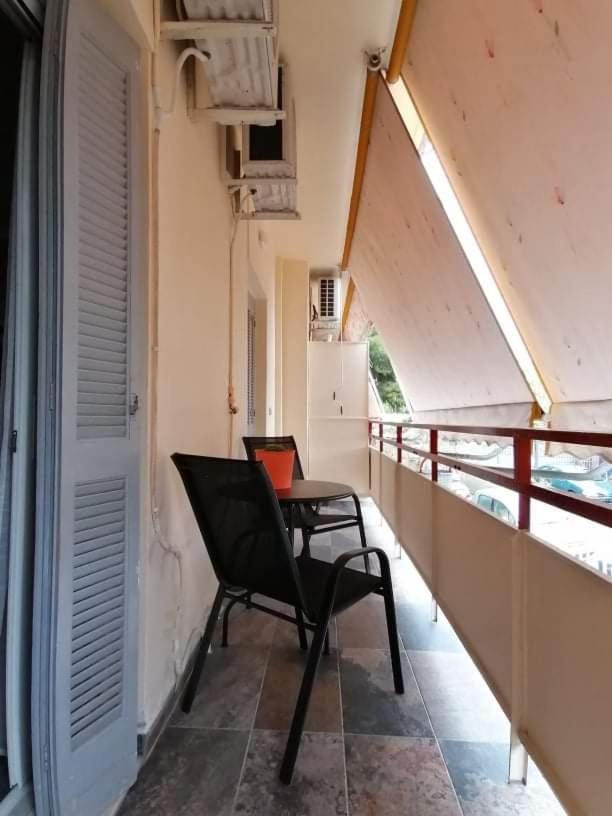 Cozy Apartment Near Metro Station Agia Marina Athens Ngoại thất bức ảnh