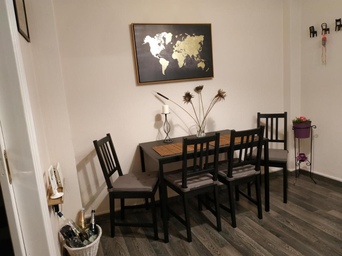 Cozy Apartment Near Metro Station Agia Marina Athens Ngoại thất bức ảnh